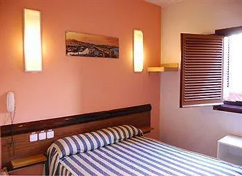 Vendégház Hostal Radio Barcelona