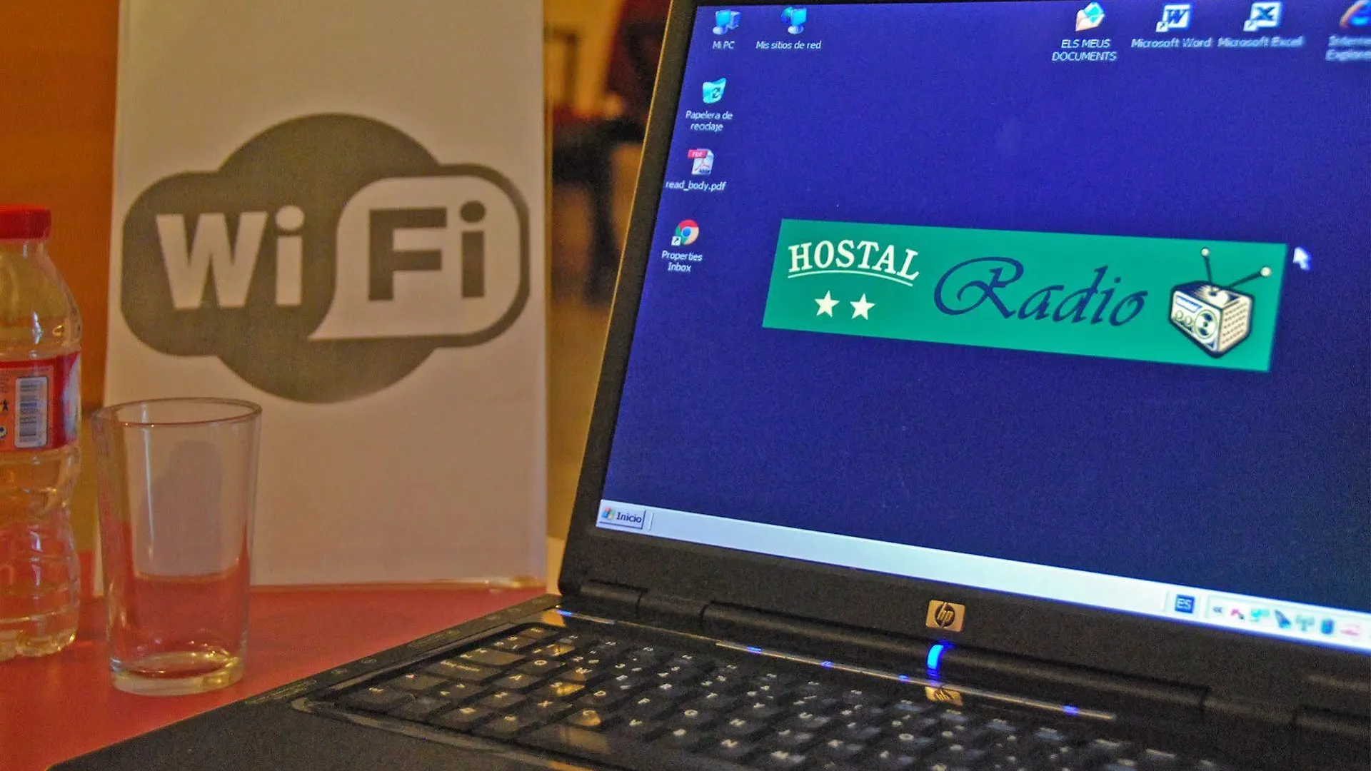 فندق Hostal Radio برشلونة بيت ضيافة